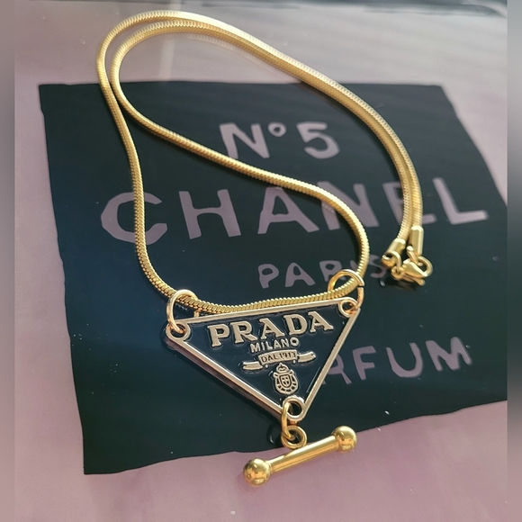 PRADA Pendant Necklace - Picture 2 of 4